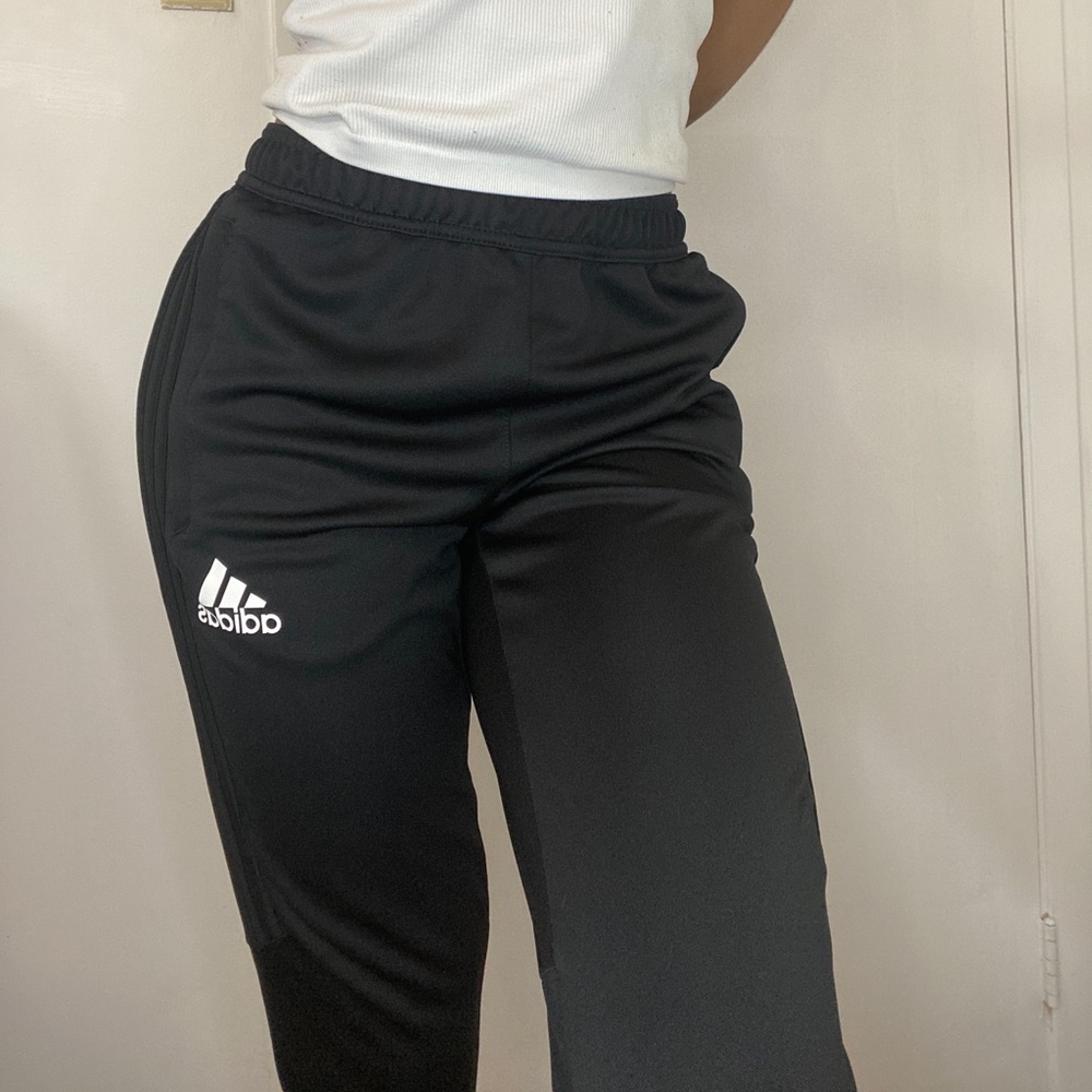 ADIDAS TRACKPANTS